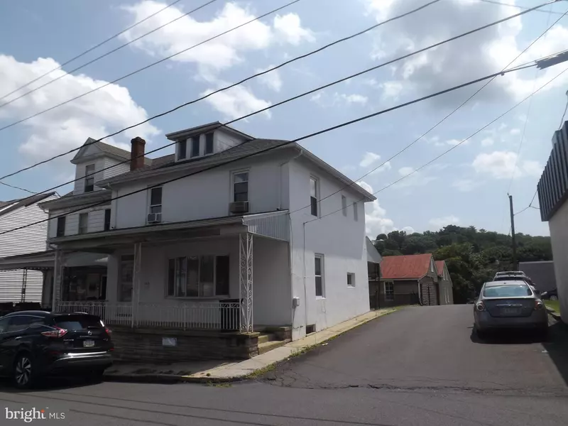 233 SOUTH ST, Minersville, PA 17954