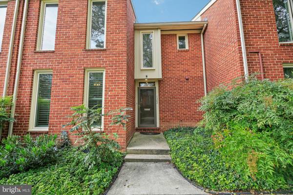 1302 LINDEN GRN, Baltimore, MD 21217