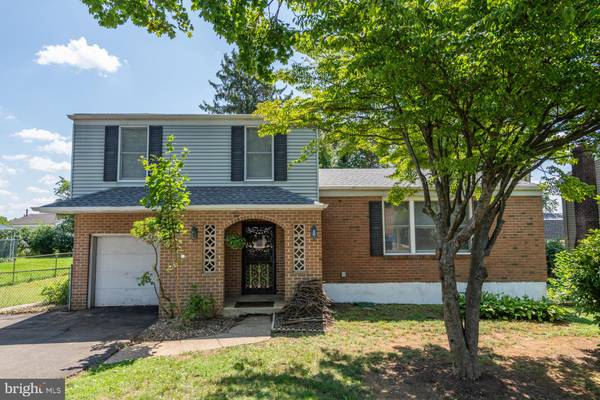 3011 GILBERT DR, Bensalem, PA 19020