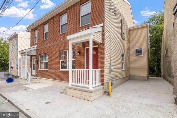 121 PASSAIC ST, Trenton, NJ 08618