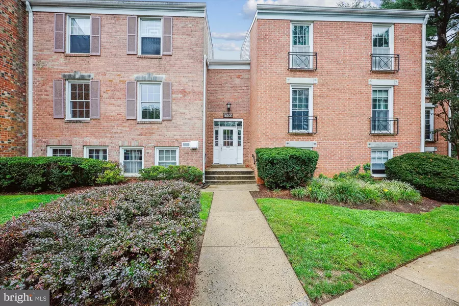 852 QUINCE ORCHARD BLVD #101, Gaithersburg, MD 20878