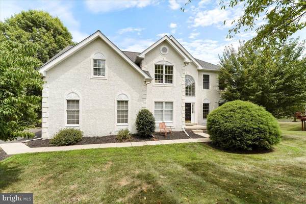 3 ANVIL CT, Glen Mills, PA 19342