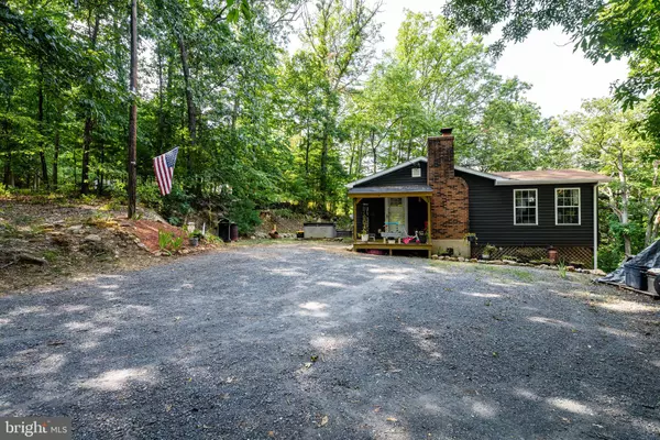 New Market, VA 22844,294 ROCKY MOUNTAIN LN