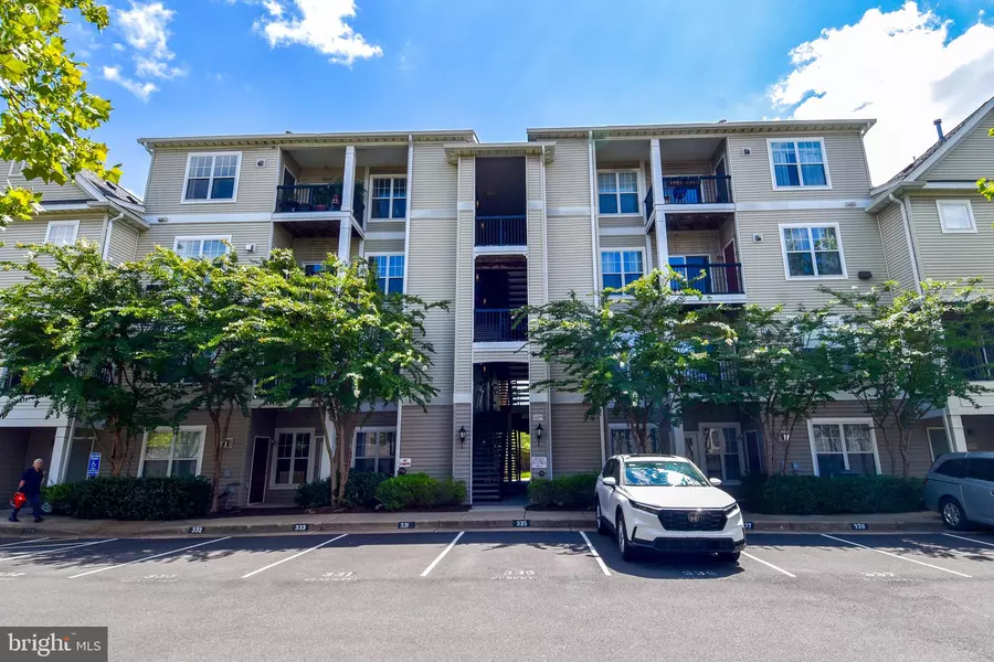 13377-M CONNOR DR #1337M, Centreville, VA 20120