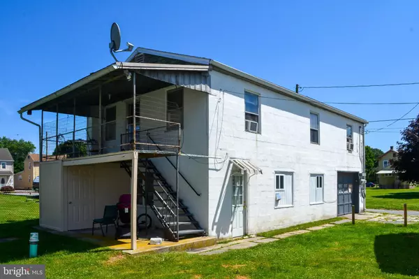 122 STATE ST, Middletown, PA 17057