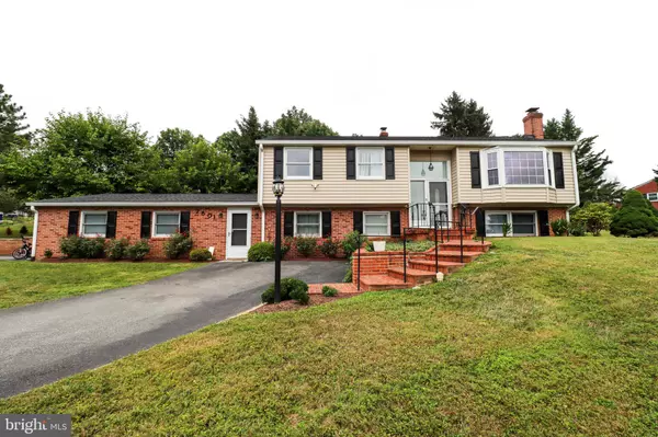 7501 SOMERSET TER, Frederick, MD 21702