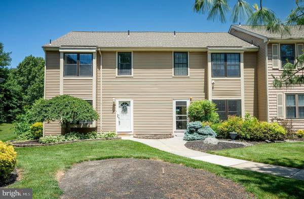 821 KINGS CROFT, Cherry Hill, NJ 08034