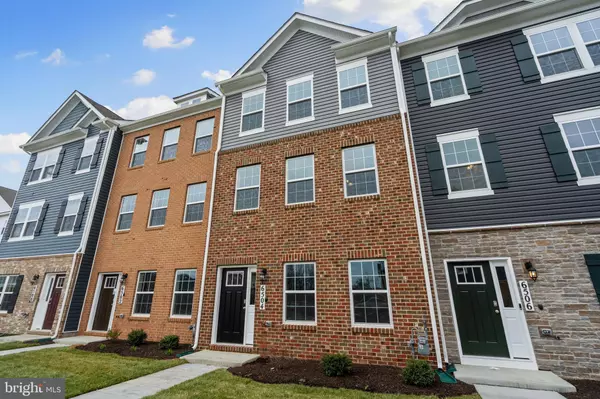 Clinton, MD 20735,6504 BULLRUSH CT