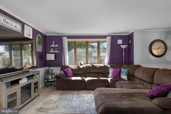 Laurel Springs, NJ 08021,510 HOBART