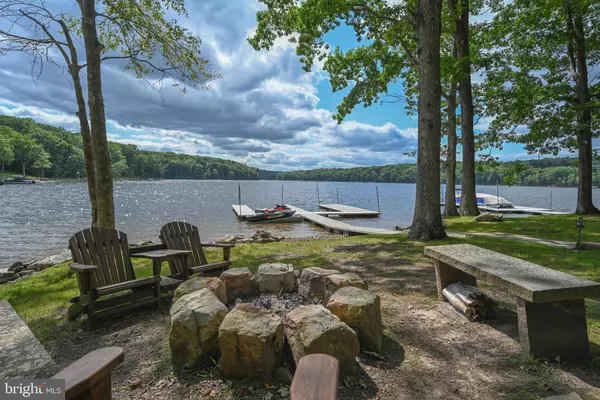 Oakland, MD 21550,1931 LAKE SHORE DR