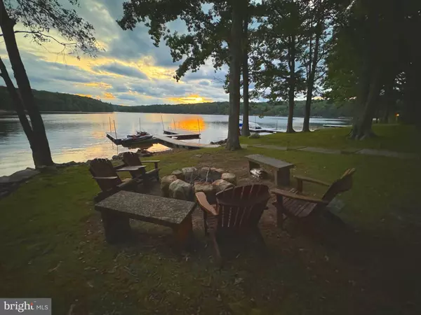 Oakland, MD 21550,1931 LAKE SHORE DR