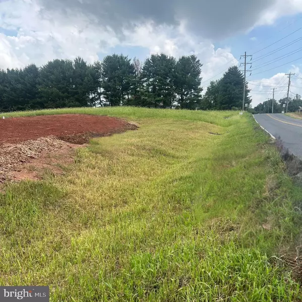 Elizabethtown, PA 17022,3745 OLD HERSHEY RD #LOT #3