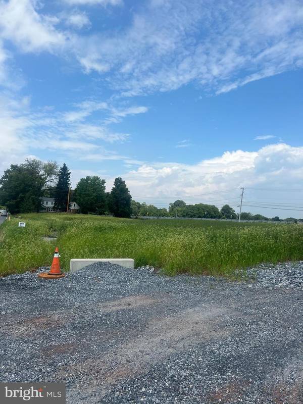 Elizabethtown, PA 17022,3757 OLD HERSHEY RD #LOT #6