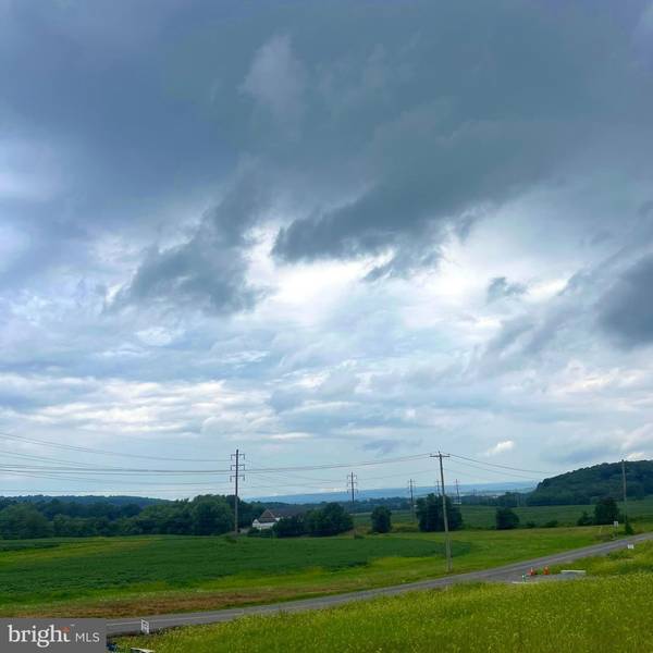 Elizabethtown, PA 17022,3761 OLD HERSHEY RD #LOT #7