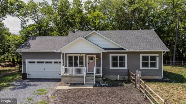 3077 BOWERS RD, Kearneysville, WV 25430