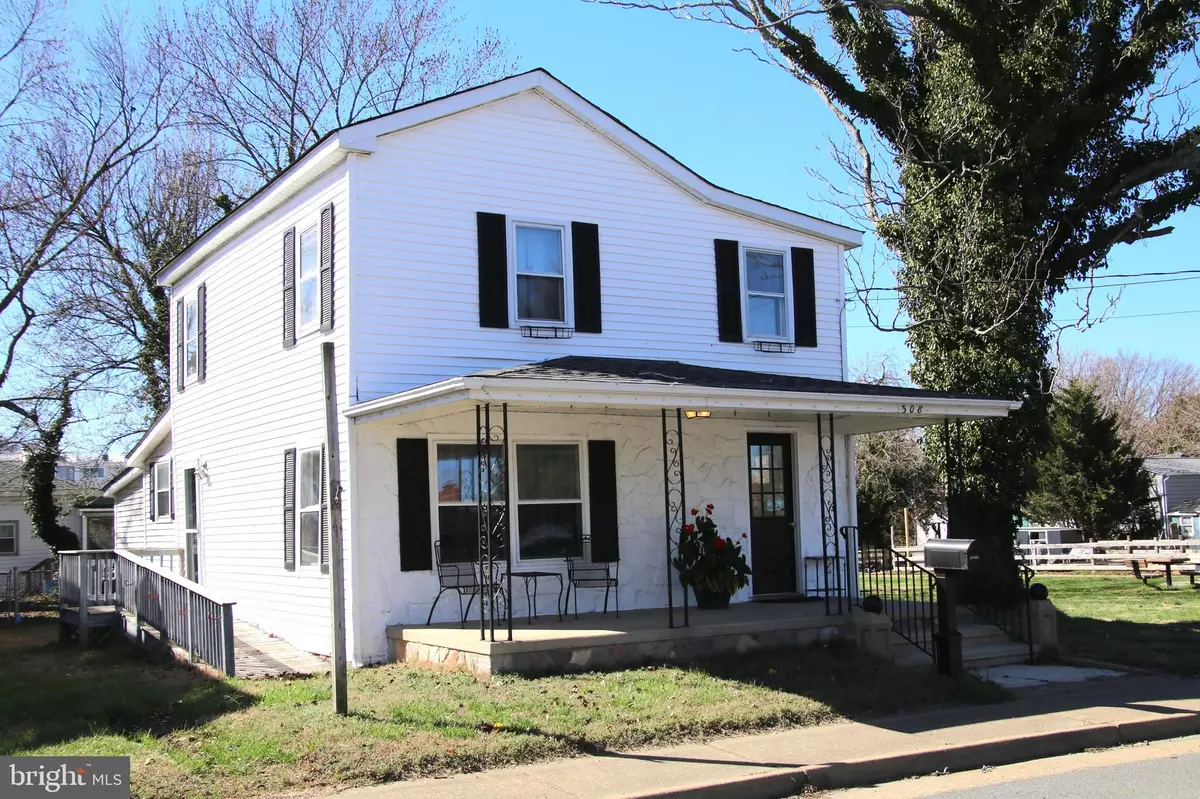 Colonial Beach, VA 22443,308 WASHINGTON AVE