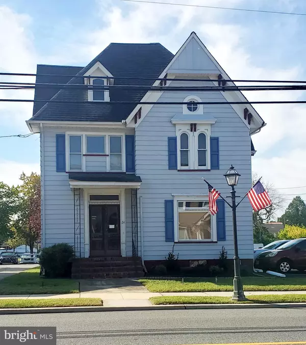 24 EAST AVE, Woodstown, NJ 08098