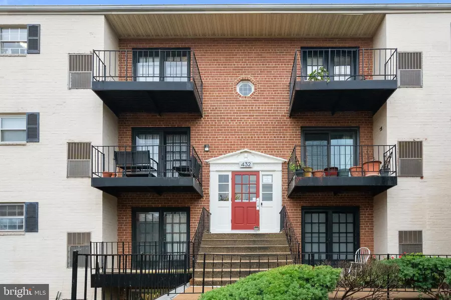 432 N ARMISTEAD ST #103, Alexandria, VA 22312