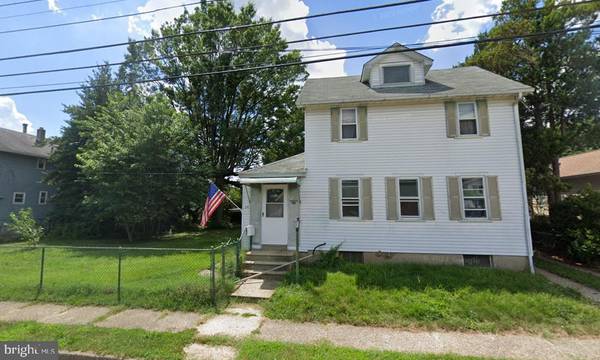 64 YALE AVE, Gloucester City, NJ 08030