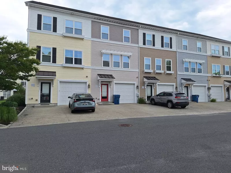 13005 BOWLINE LN #1, Ocean City, MD 21842