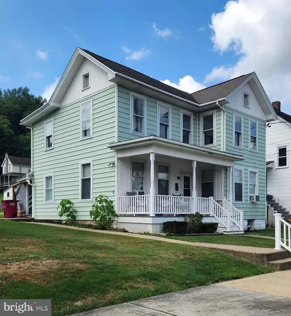 Saxton, PA 16678,807 MIFFLIN ST