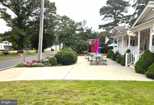 Chincoteague Island, VA 23336,3452 WILLOW ST