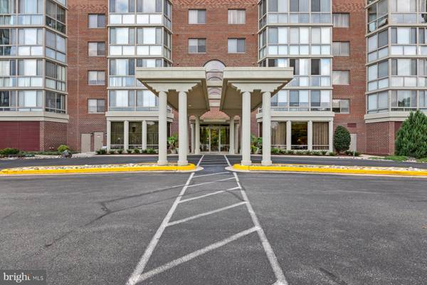 3100 N LEISURE WORLD BLVD #318, Silver Spring, MD 20906