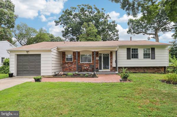 17 SANFORD DR, Newark, DE 19713