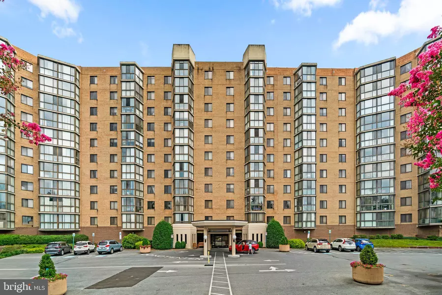 3310 N LEISURE WORLD BLVD N #828, Silver Spring, MD 20906