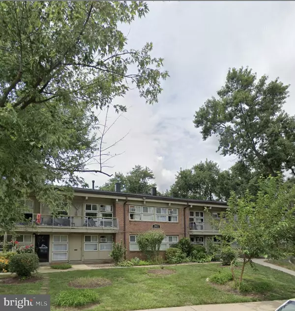 Hyattsville, MD 20783,7402 18TH AVE #20