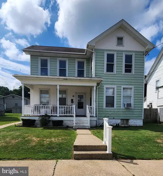 807 MIFFLIN ST, Saxton, PA 16678