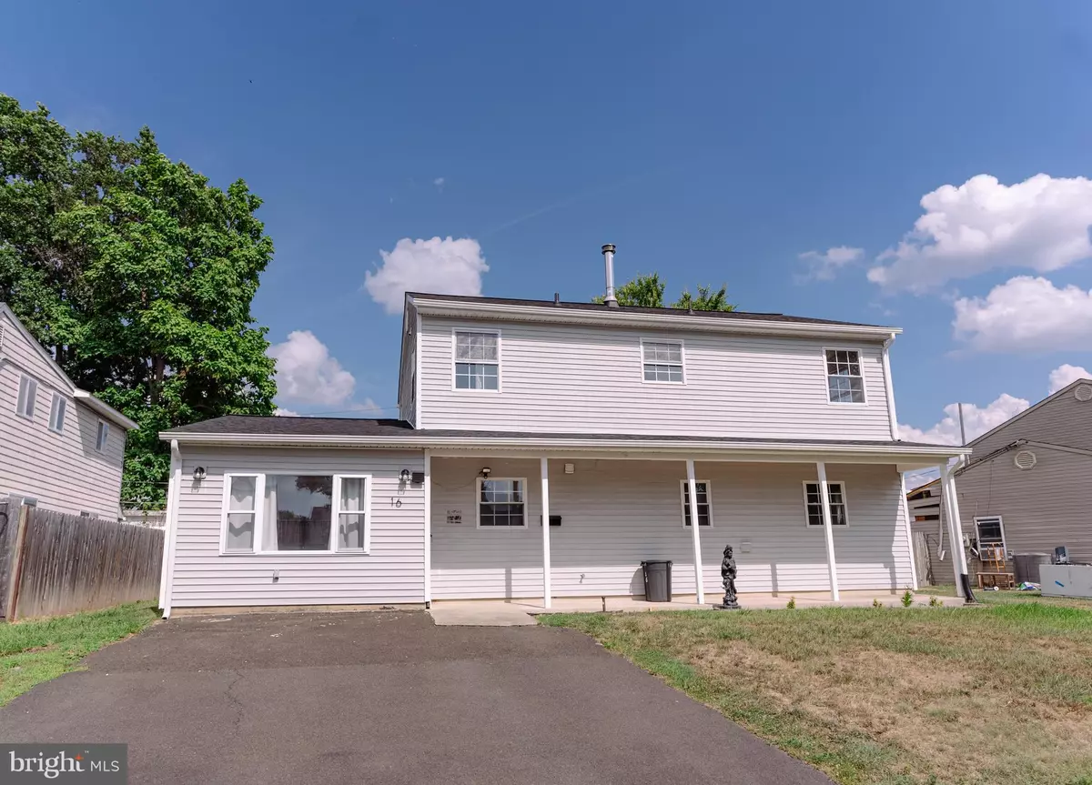 Levittown, PA 19054,16 NETTLETREE LN