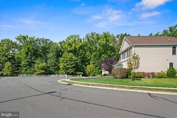 Kendall Park, NJ 08824,14 TALCOTT CT