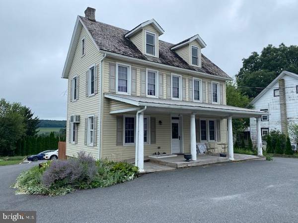 2122 MAIN ST #2, Narvon, PA 17555