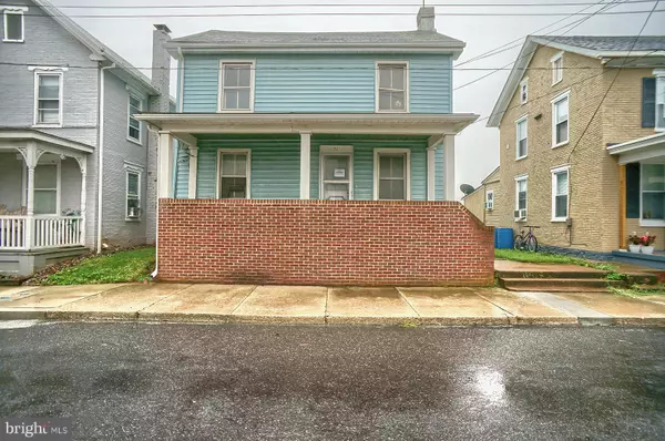 71 E YORK ST, Biglerville, PA 17307