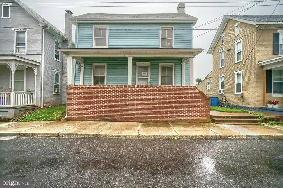 71 E YORK ST, Biglerville, PA 17307