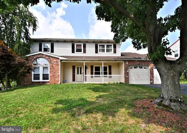 7 SPRINGWOOD PL, Southampton, PA 18966