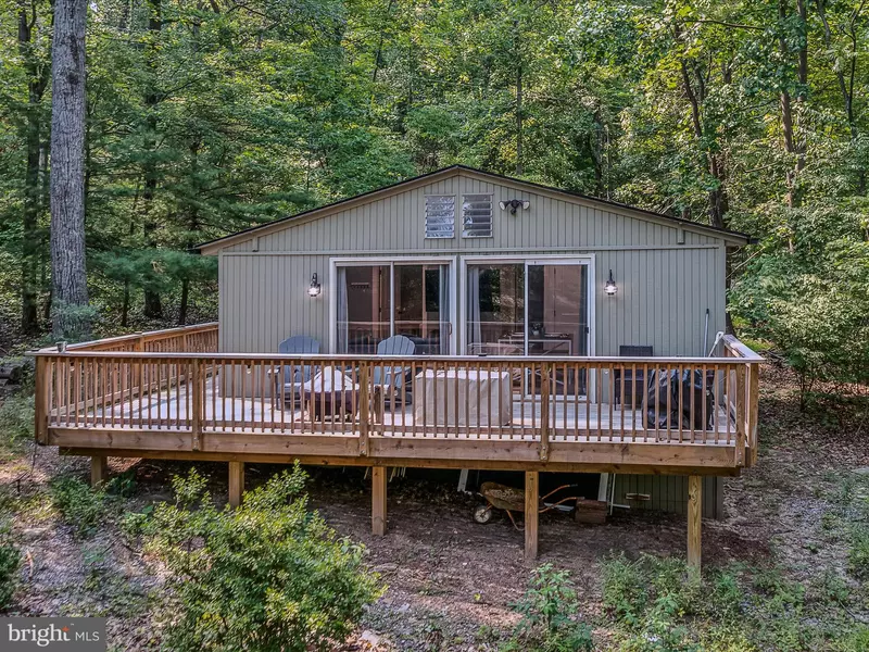 744 MAVERICK TRL, Hedgesville, WV 25427