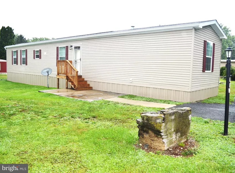 113 BIG SPRING TER, Newville, PA 17241