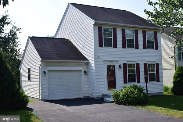 2278 QUAIL RUN RD, State College, PA 16801