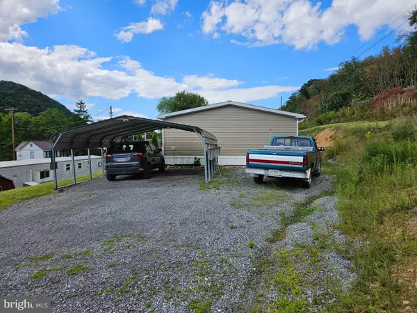 Mill Creek, PA 17060,10067 MAIN ST