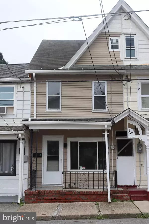 20 E ELM ST,  Tamaqua,  PA 18252