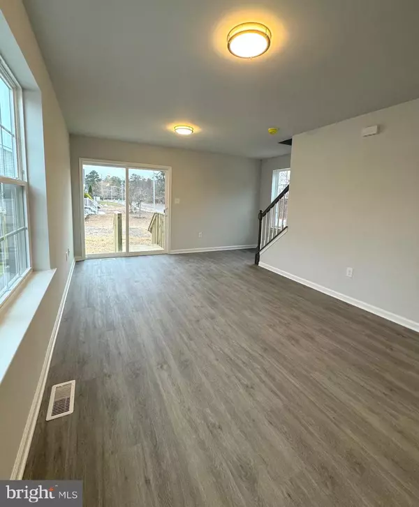 Millville, NJ 08332,525 DOCK ST #A