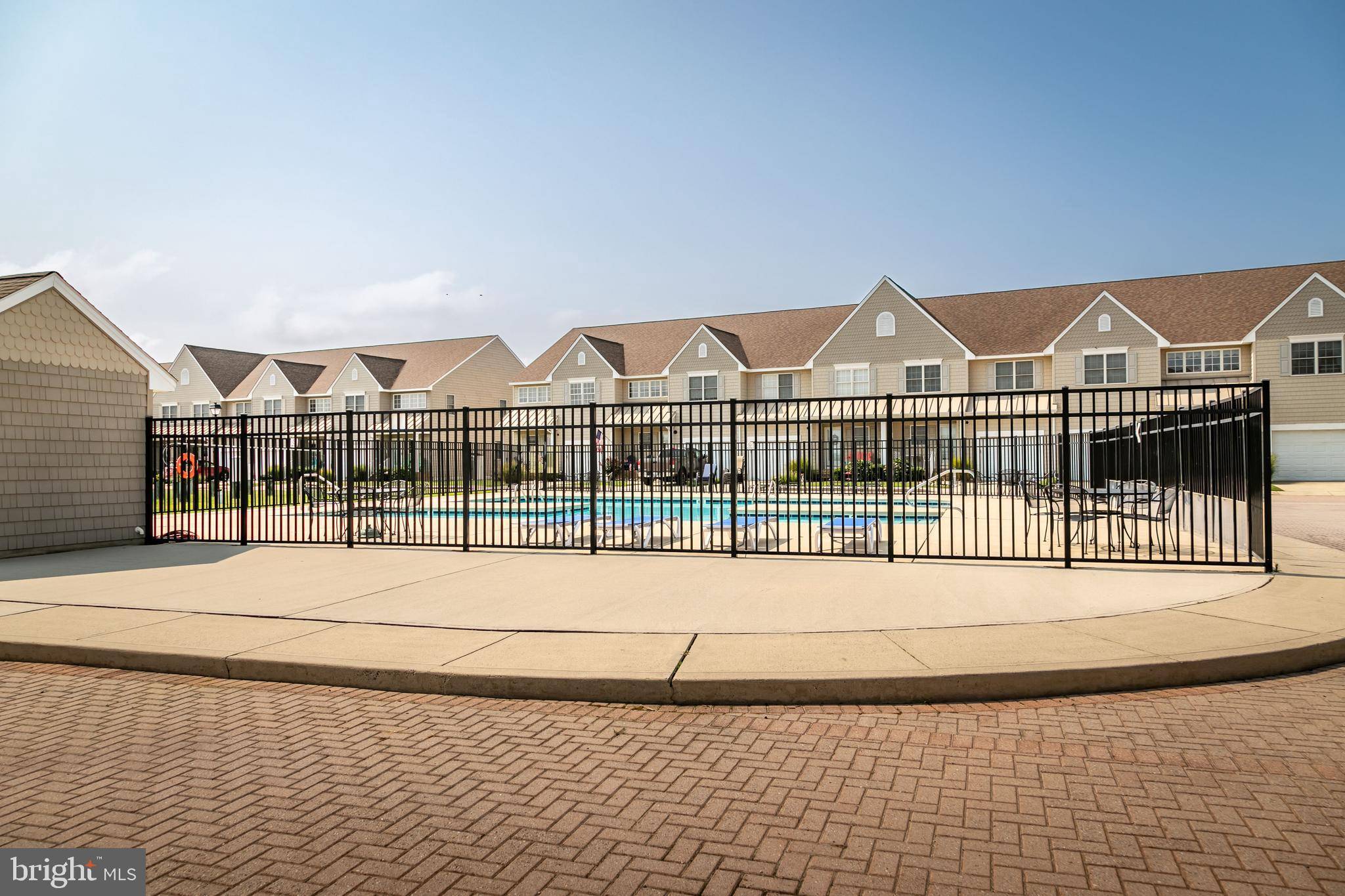 Crisfield, MD 21817,111 SUNSET CIR #111E
