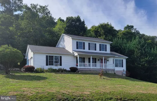 Berkeley Springs, WV 25411,215 SOUTHRIDGE DR