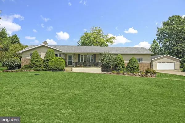 1623 FAIRVIEW DR,  Leesport,  PA 19533