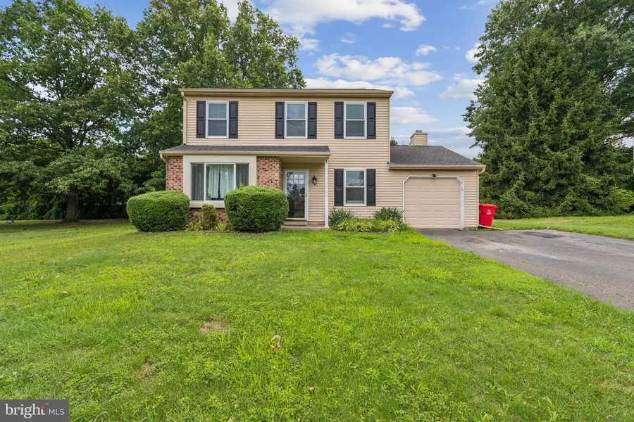 580 CAVALCADE LN, Warminster, PA 18974