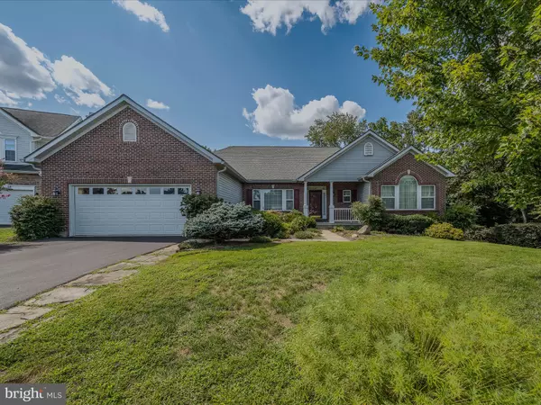 Martinsburg, WV 25405,106 MUDDLER CT