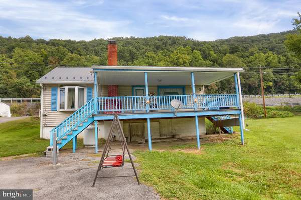 15388 WILLIAM PENN HWY, Millerstown, PA 17062