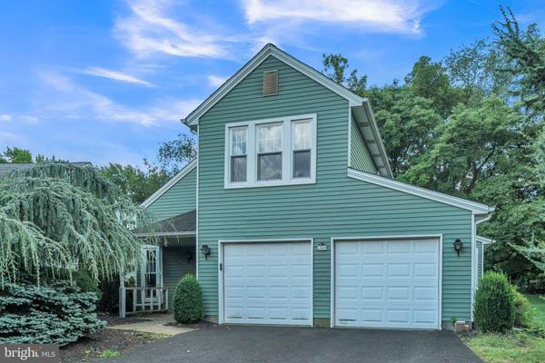 30 PEBBLE DR, Horsham, PA 19044